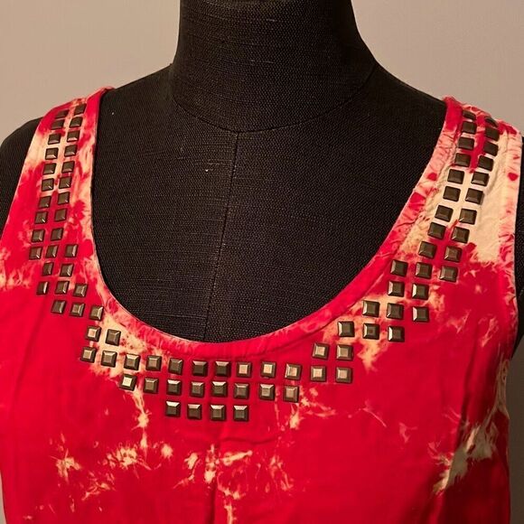 Forever 21 Women's Red Tie Dye Metallic Studs Back Cut-out Tank Top - Picture 2 of 8